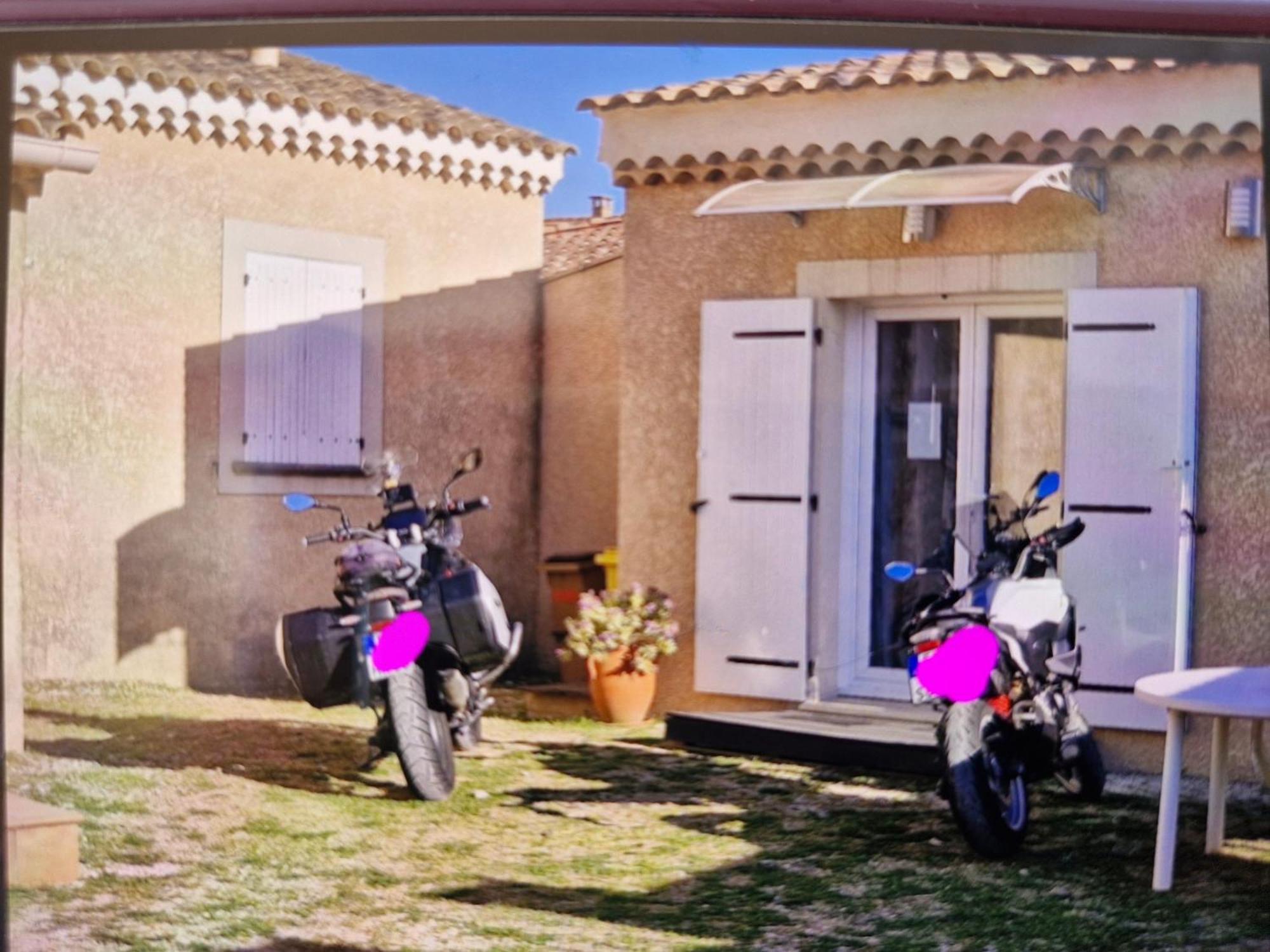 Petite Maison Meublee Entre Avignon Et Carpentras Morieres-les-Avignon Экстерьер фото